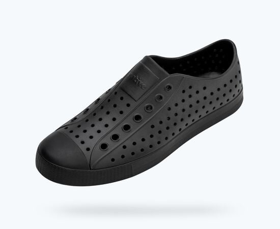 Native Shoes Jefferson Kids' Classic Slip-On Sneaker – Lightweight, Water-Friendly EVA | Core Colours