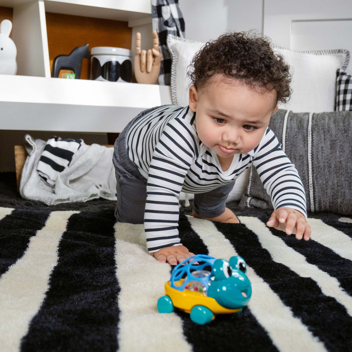 Baby Einstein Oball Curious Car & Rattle - Neptune