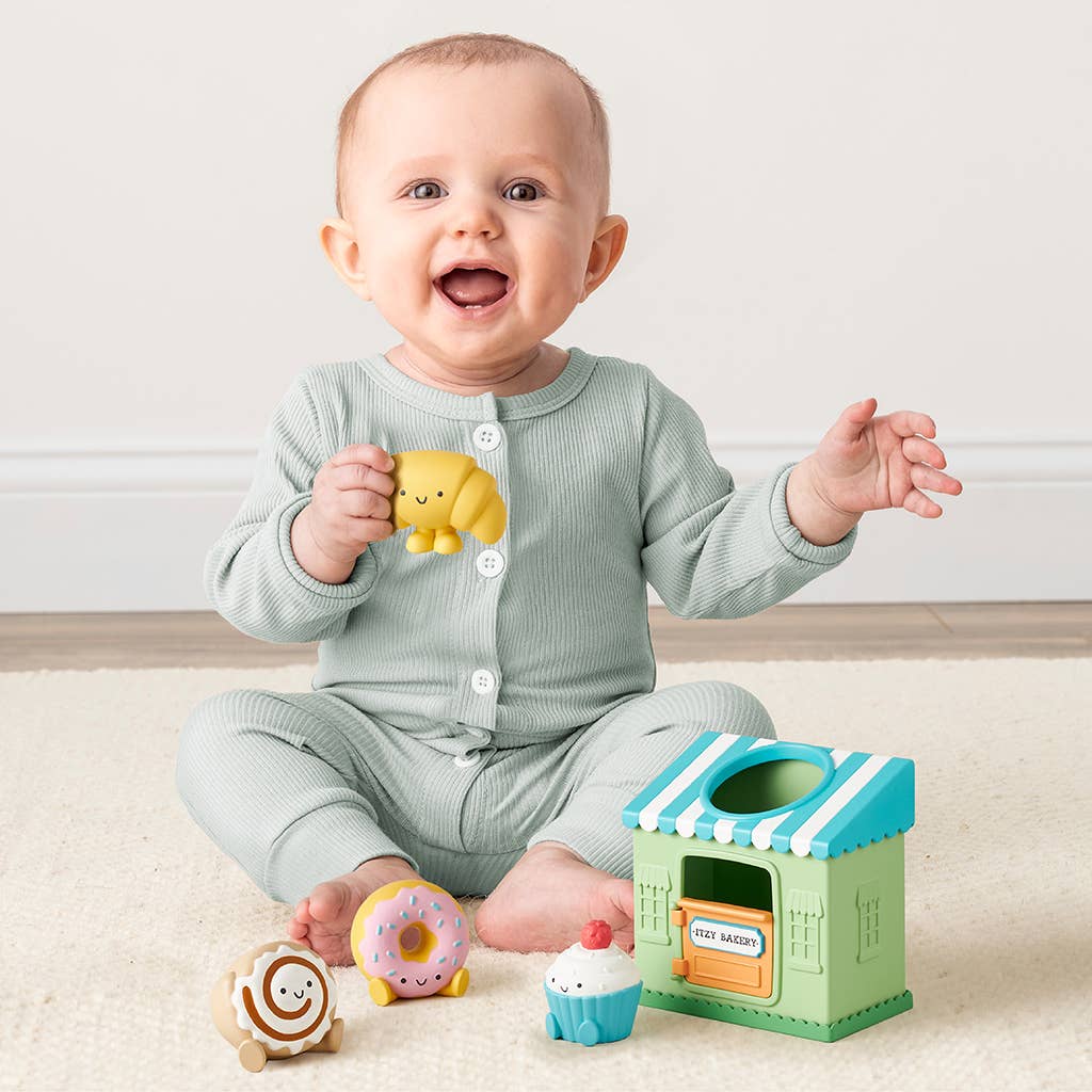 Itzy Ritzy - Spill & Fill Activity Toy