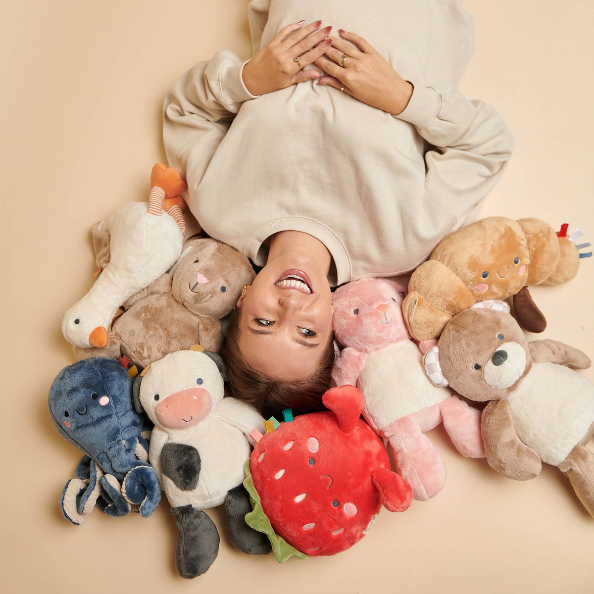 Itzy Ritzy - Sweetie Snuggles Plush: Octopus