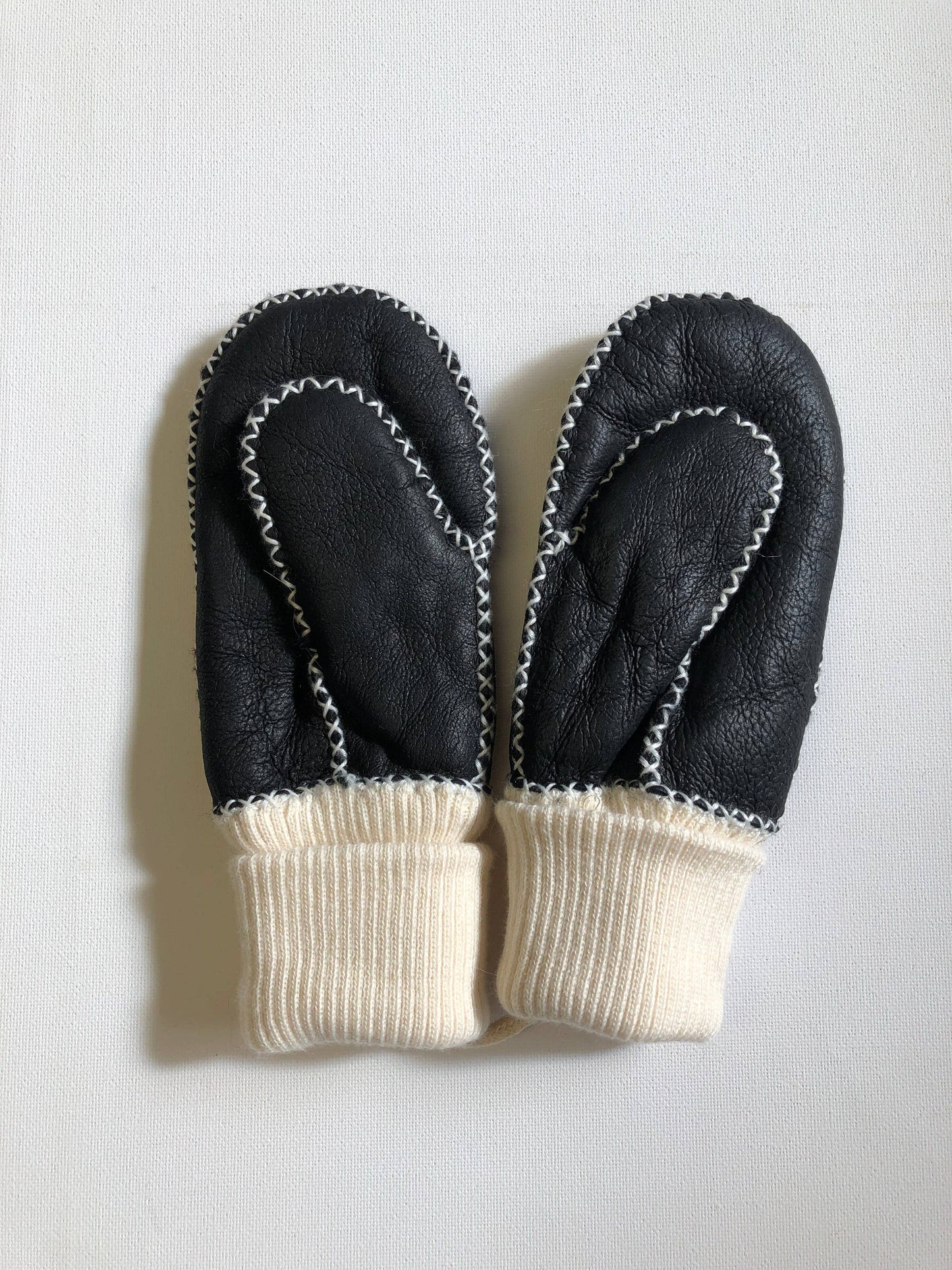 Billy Bamboo - KIDS SHEARLING MITTENS: Holly red