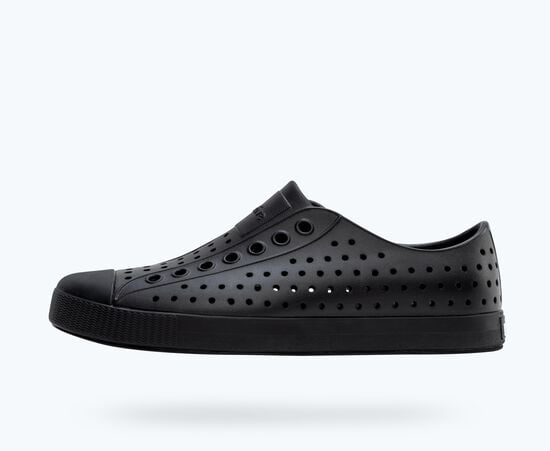 Native Shoes Jefferson Kids' Classic Slip-On Sneaker – Lightweight, Water-Friendly EVA | Core Colours