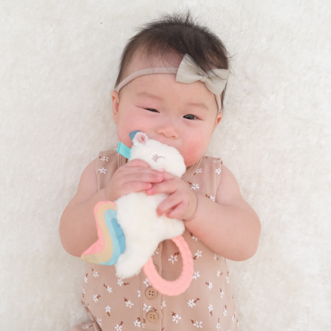Itzy Ritzy - Ritzy Rattle Pal Plush Rattle Pal with Teether: Unicorn
