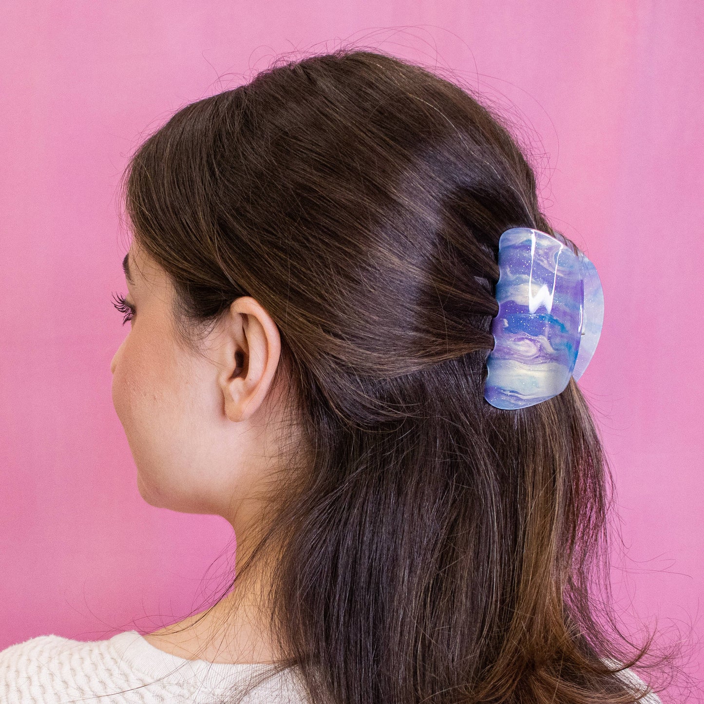 Frog Sac - Medium Hair Claw Clip