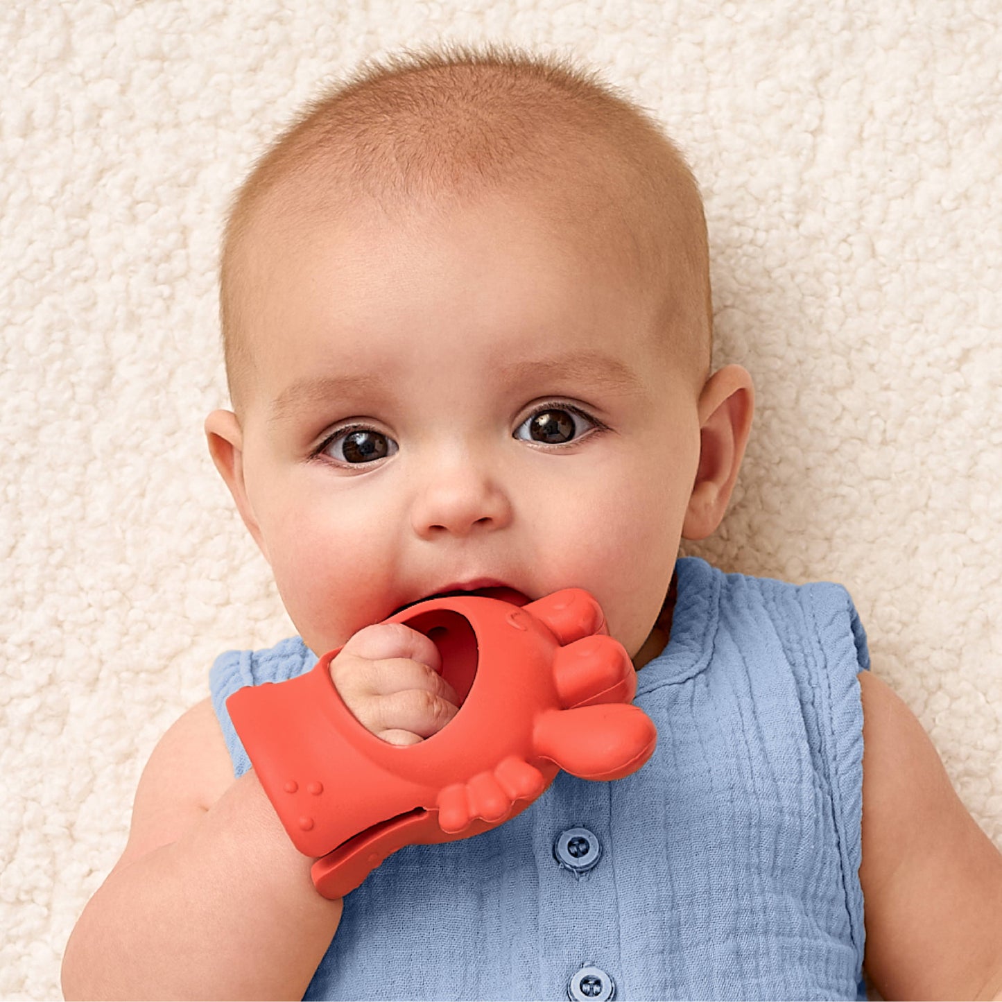 Itzy Ritzy - Bitzy Grip Silicone Teething Glove