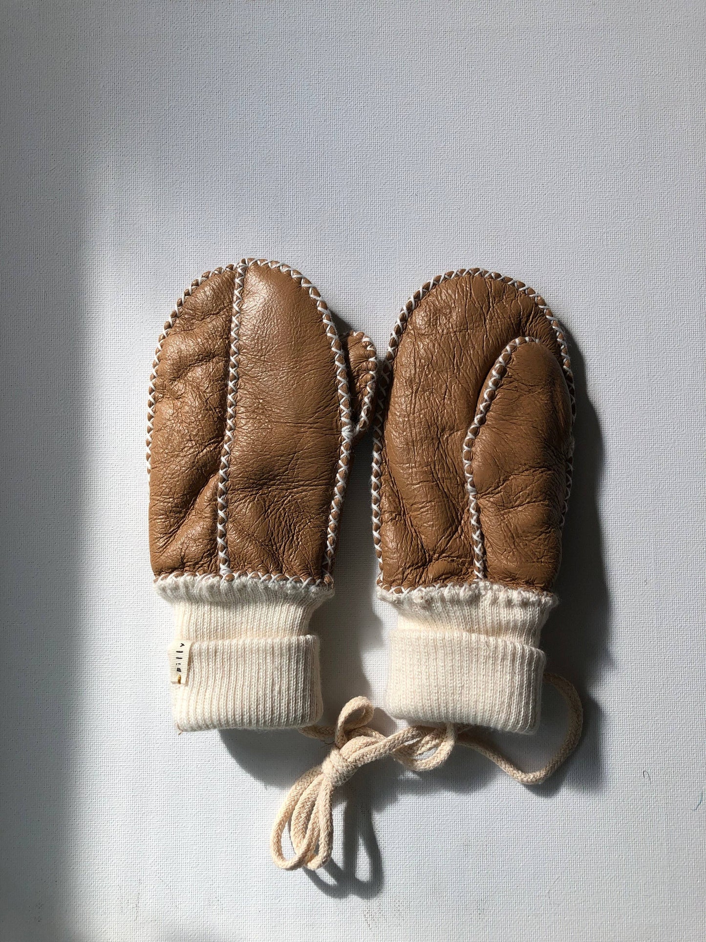 Billy Bamboo - KIDS SHEARING MITTENS: Barbie pink