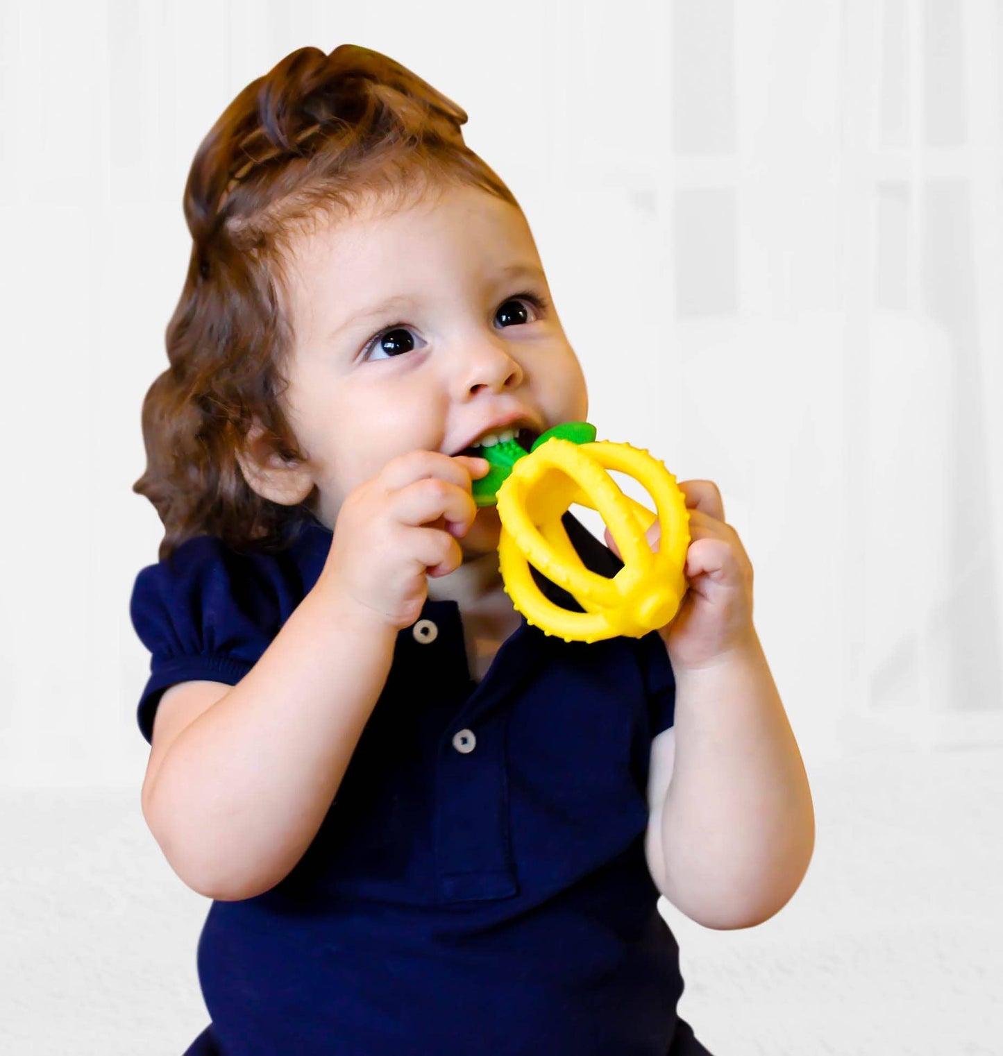 Itzy Ritzy Canada - Bitzy Biter™ Teething Ball Baby Teether