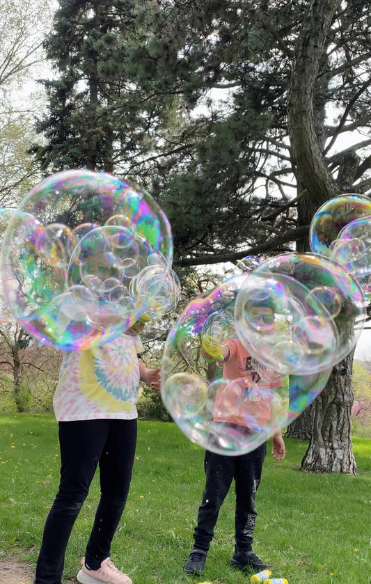 Wishbone Products - Crazy Catchables Bubbles in Bubble Blower w/ solution