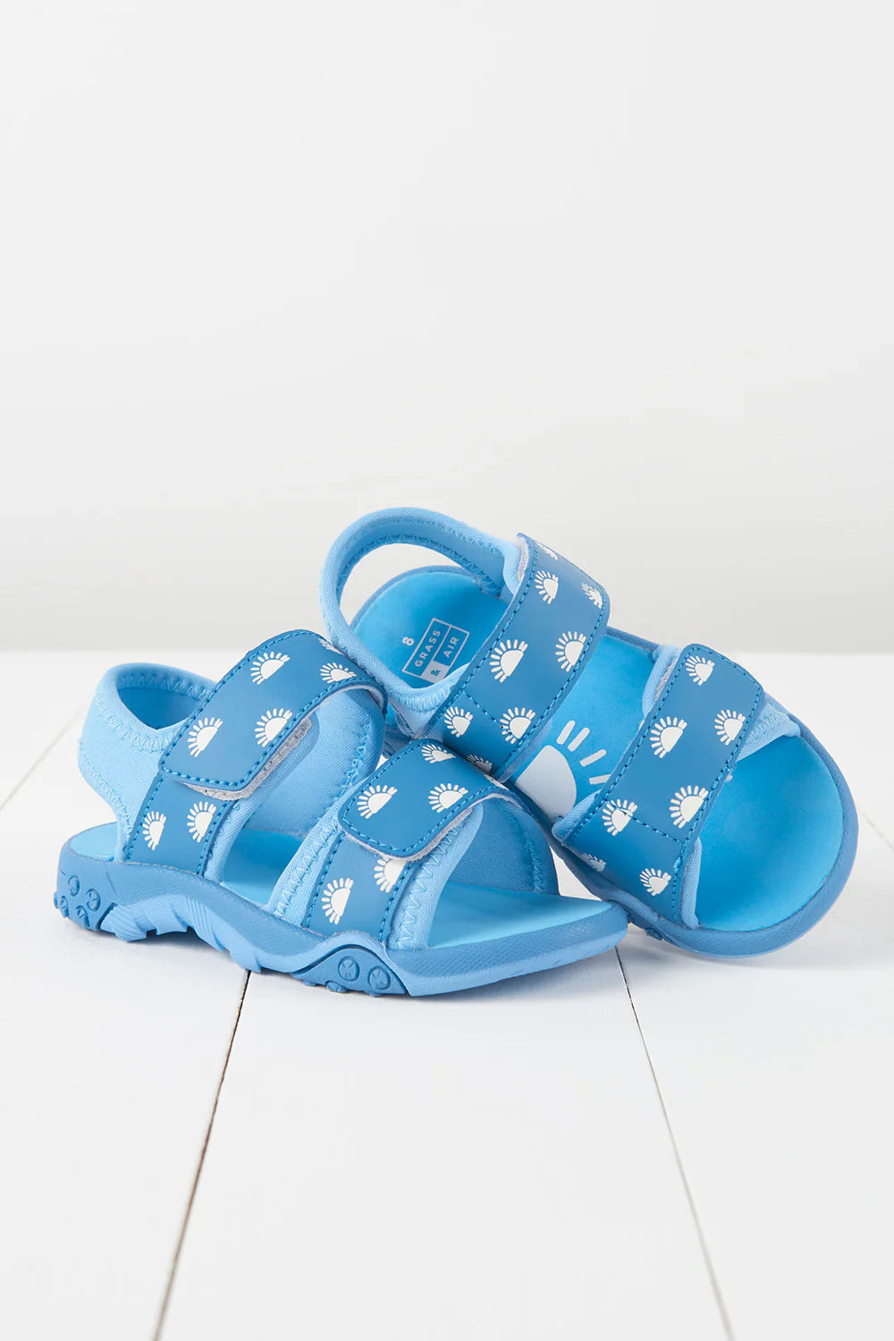 Grass & Air - Color Changing Kids Sandal