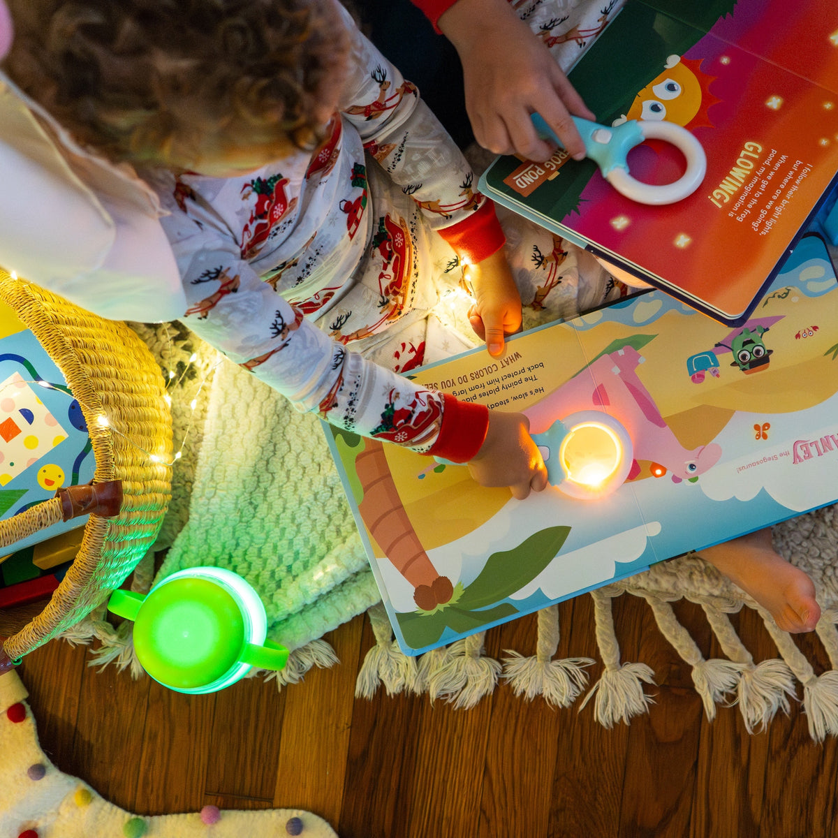 Glo Pals Glo Pals - Light Up Library - Pippa's Prehistoric Pals