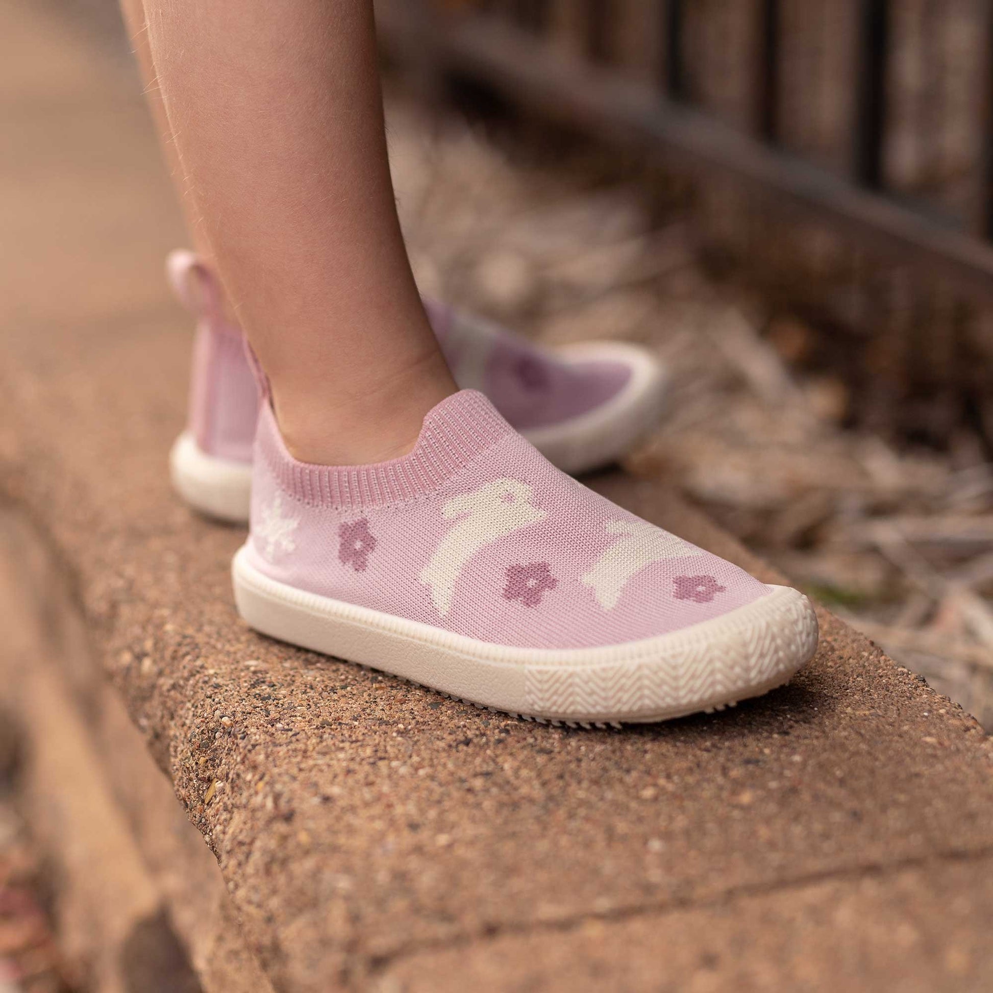 Jan & Jul Graphic Knit Shoes Gray Bunny 2