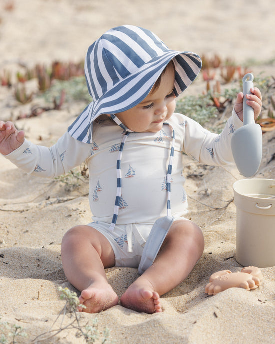 Rylee + Cru Floppy Swim Hat