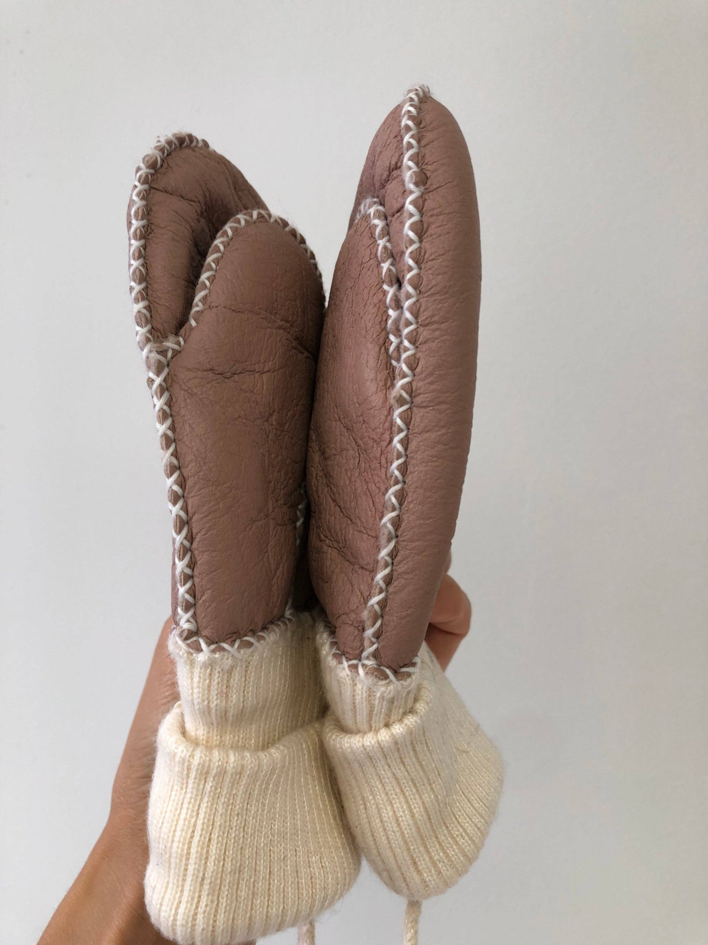 Billy Bamboo - KIDS SHEARLING MITTENS: Holly red
