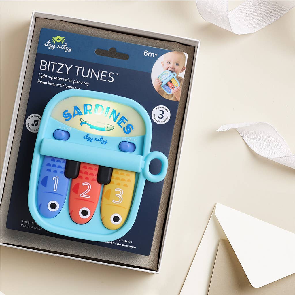 Itzy Ritzy - Bitzy Tunes - Light-up Interactive Piano Toy - Sardines