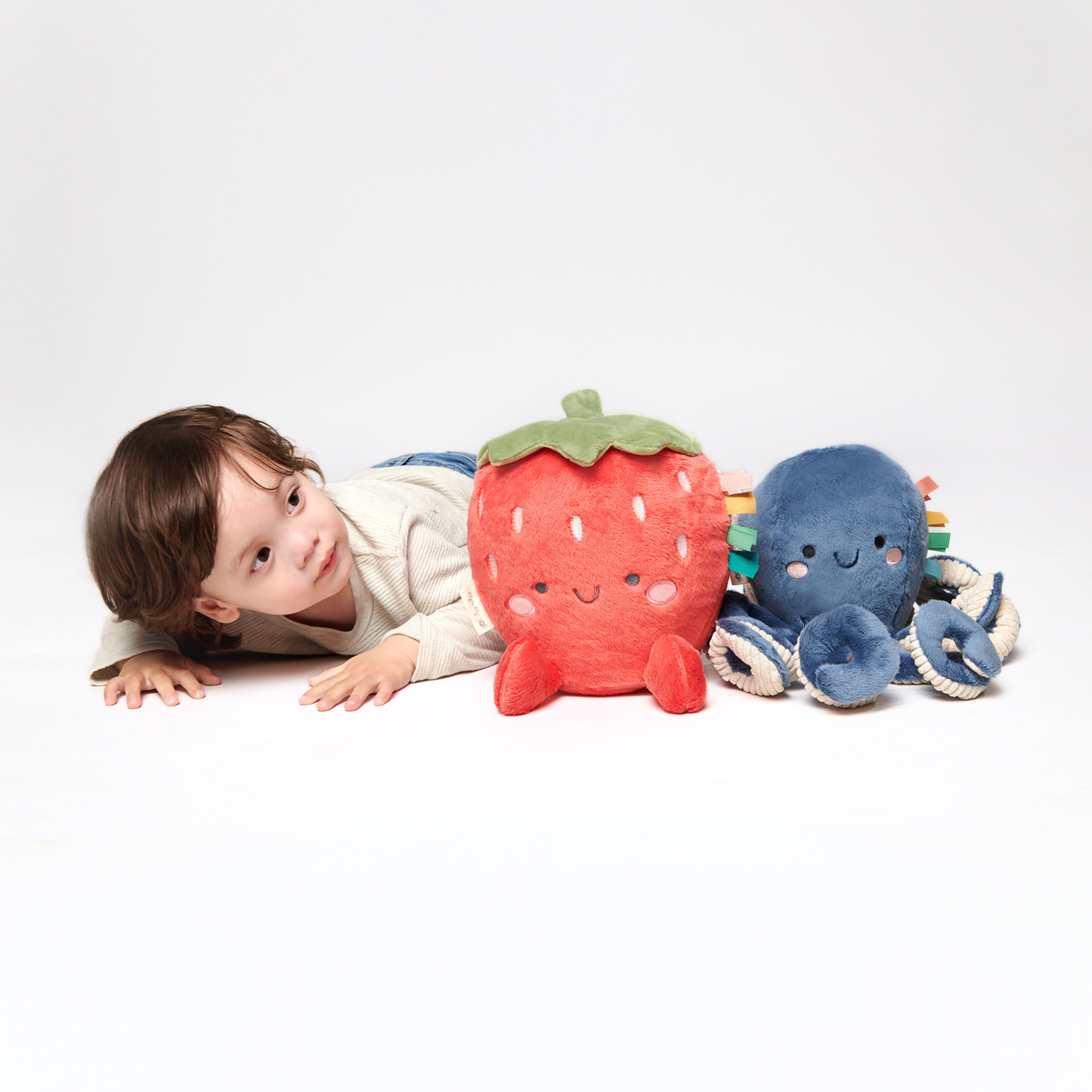 Itzy Ritzy - Sweetie Snuggles Plush: Strawberry