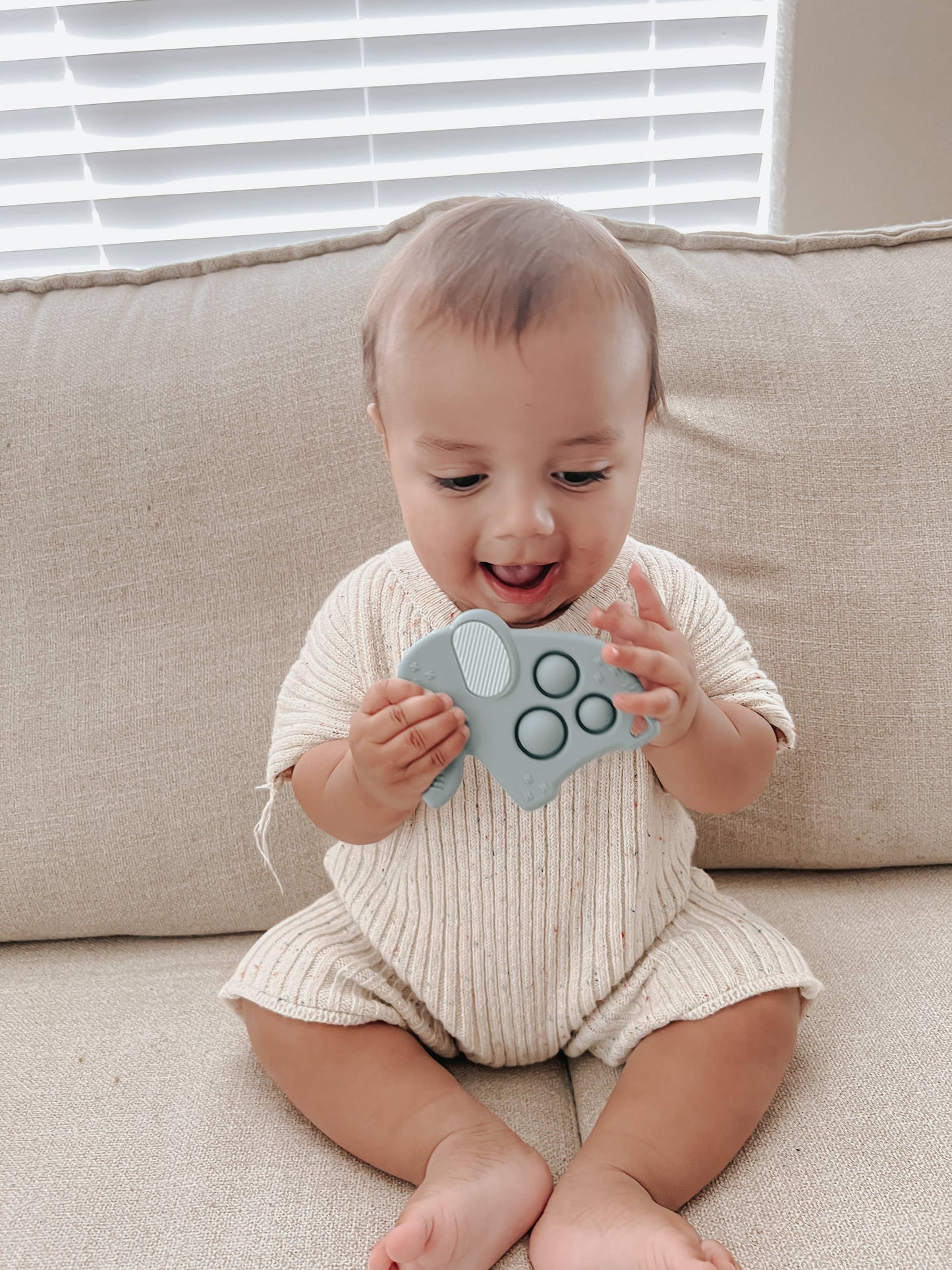 Itzy Ritzy - Itzy Pop Sensory Popper Toy