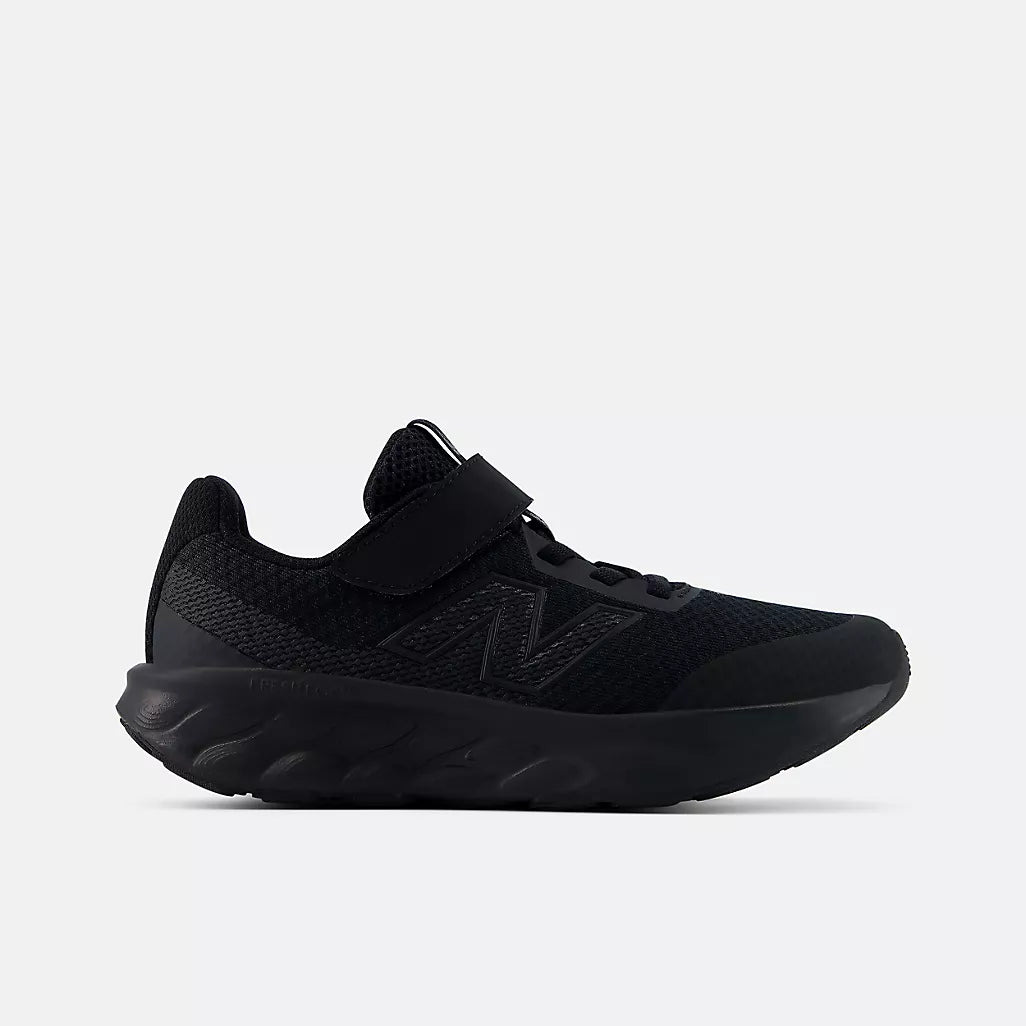 New Balance 520 Little Kids Bungee Lace Sneaker Black