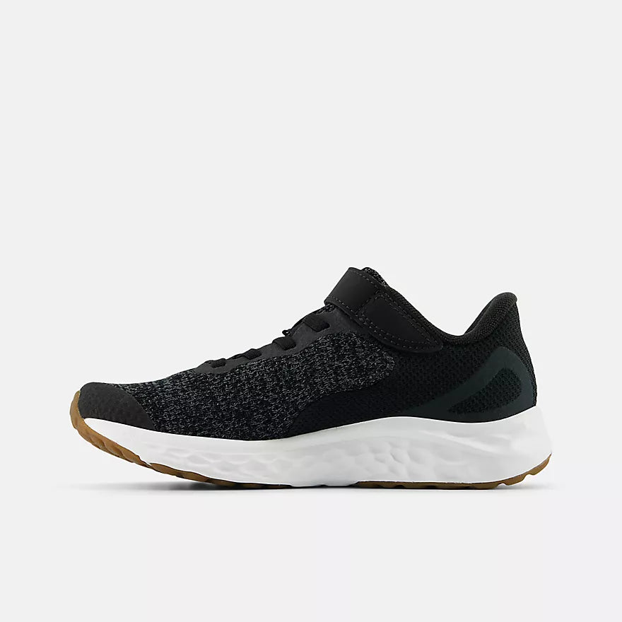 New Balance - Fresh Foam Arishi v4 Running Shoes - Bungee Lace with Top Strap - Little Kid - Black