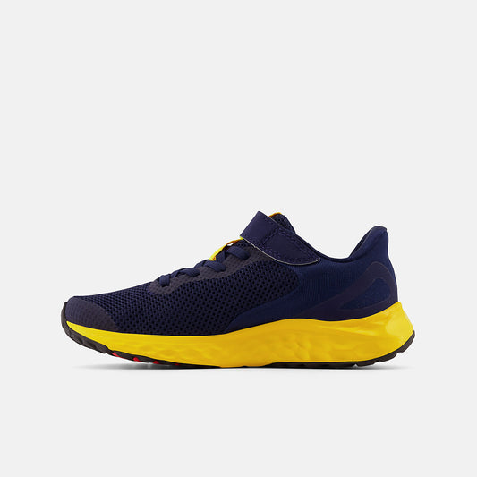 New Balance - Fresh Foam Arishi v4 Running Shoes - Bungee Lace with Top Strap - Little Kid - Team Navy