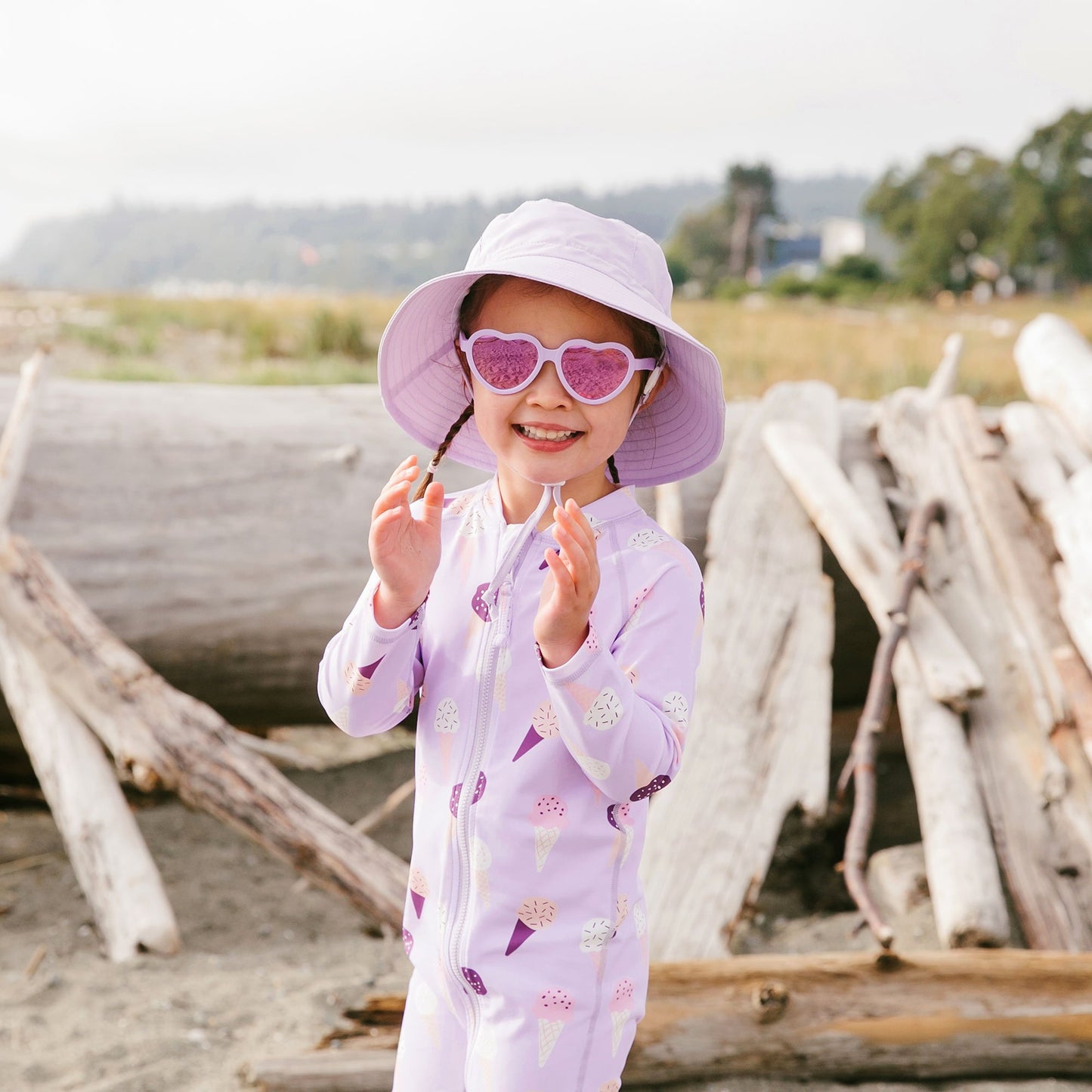 Jan & Jul  - Aqua Dry Water Repellent Bucket Hat