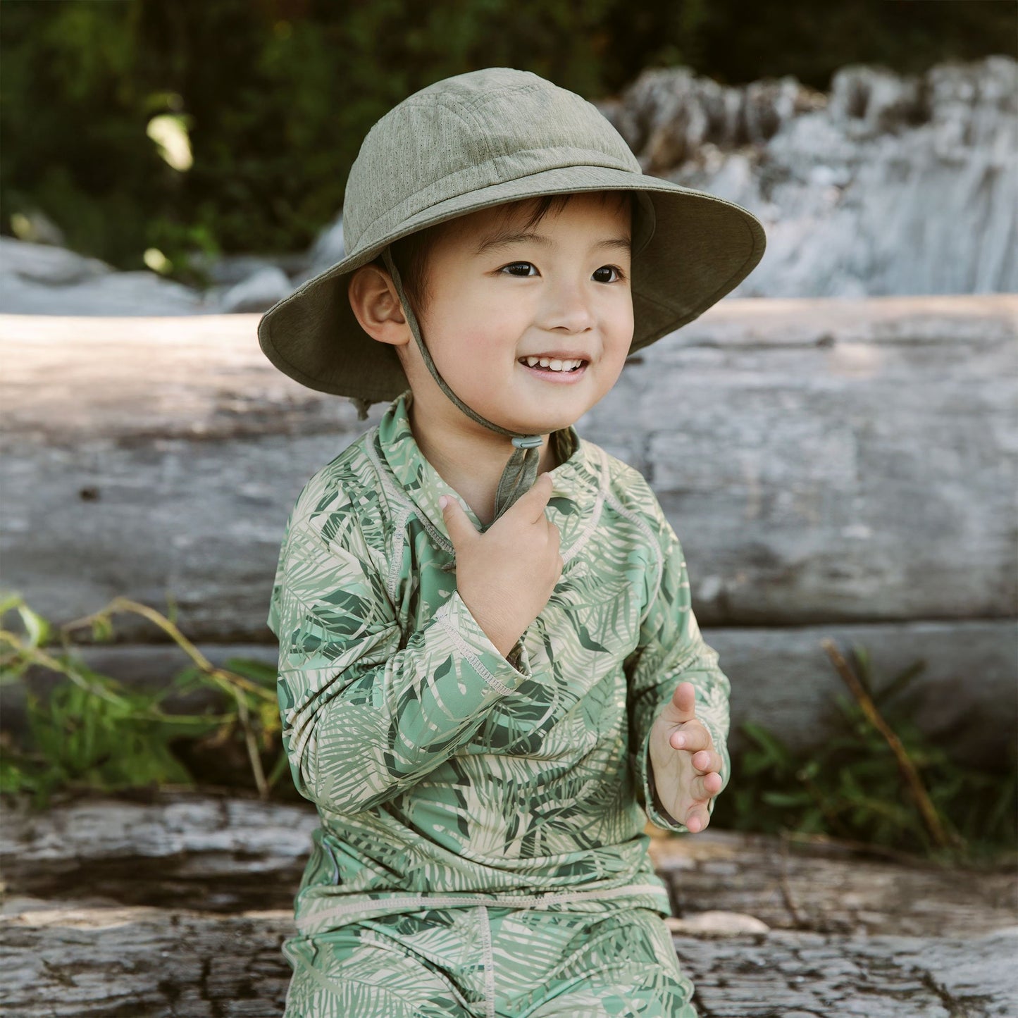 Jan & Jul -  Kids SunLite Wide Brim Hat