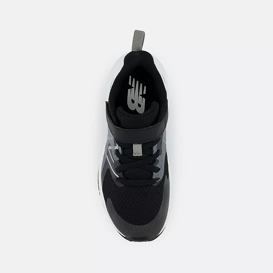 New Balance - Rave Run v2 Running Shoe - Bungee Lace with Top Strap - Toddler - Black